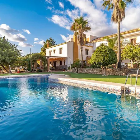 Cozy Home In Periana With Outdoor Swimming Pool *