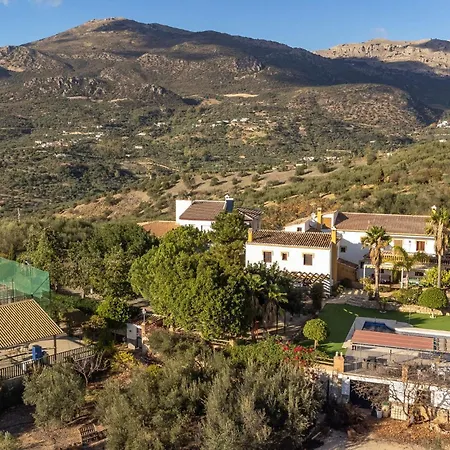 Cozy Home In Periana With Outdoor Swimming Pool * Periana